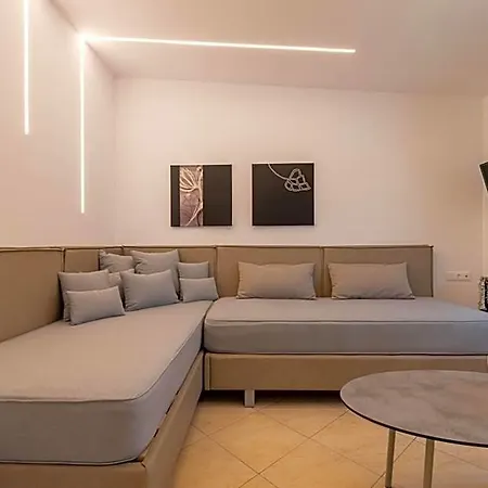 Hotel Agni On The
